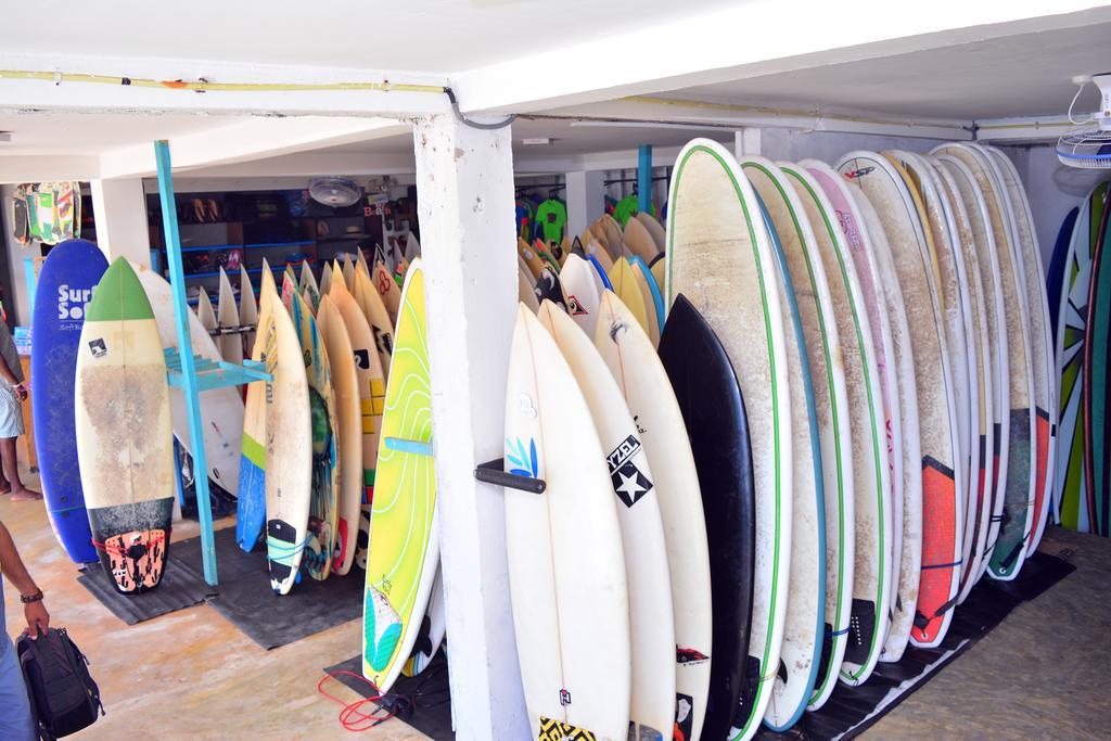 Cheeky Monkey Surf Camp Hotell Weligama Eksteriør bilde
